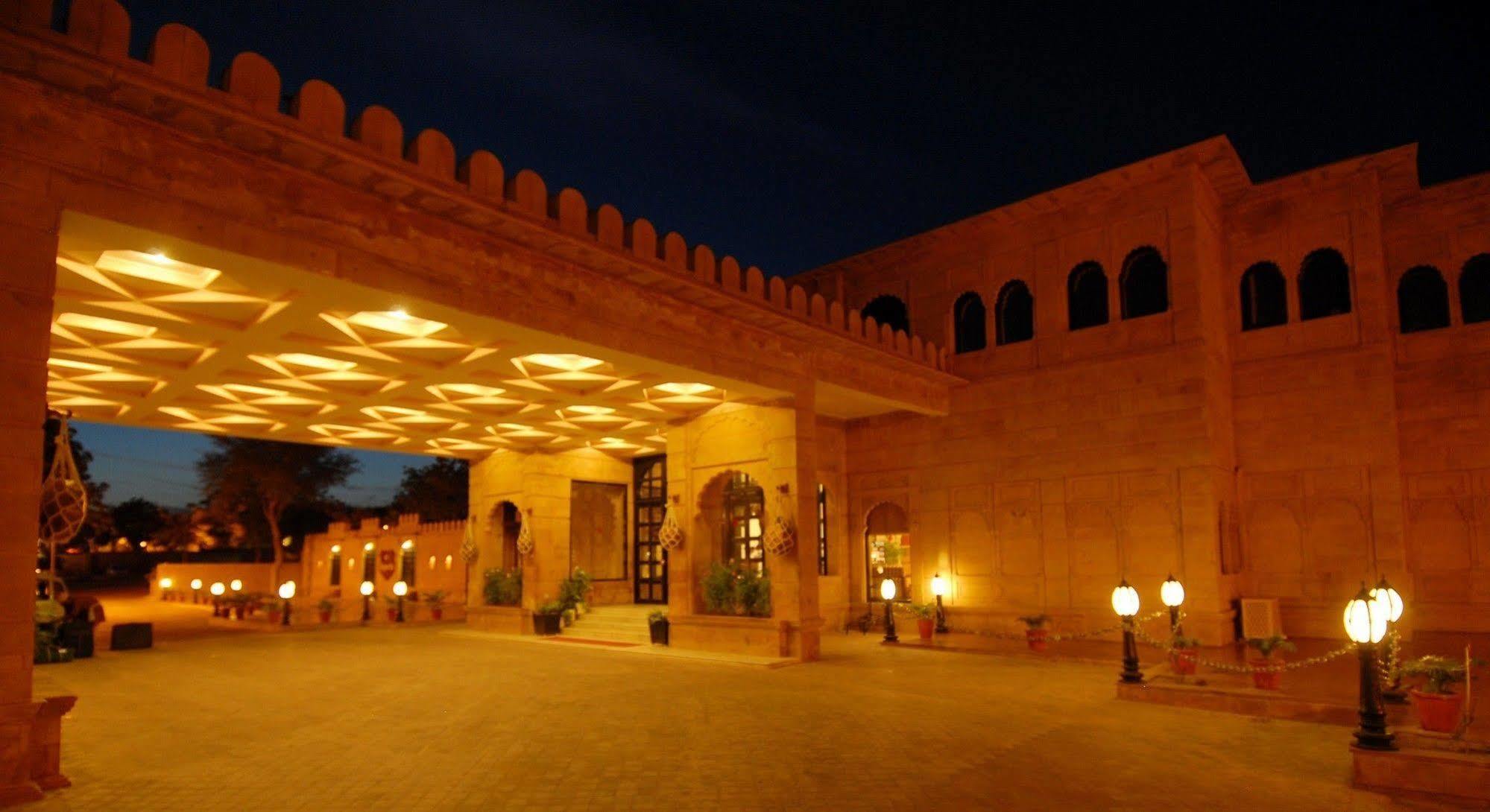 Taj Gorbandh Palace, Jaisalmer Buitenkant foto
